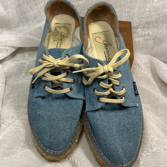 Gaimo almost NEW hand made in Spain denim espadrilles